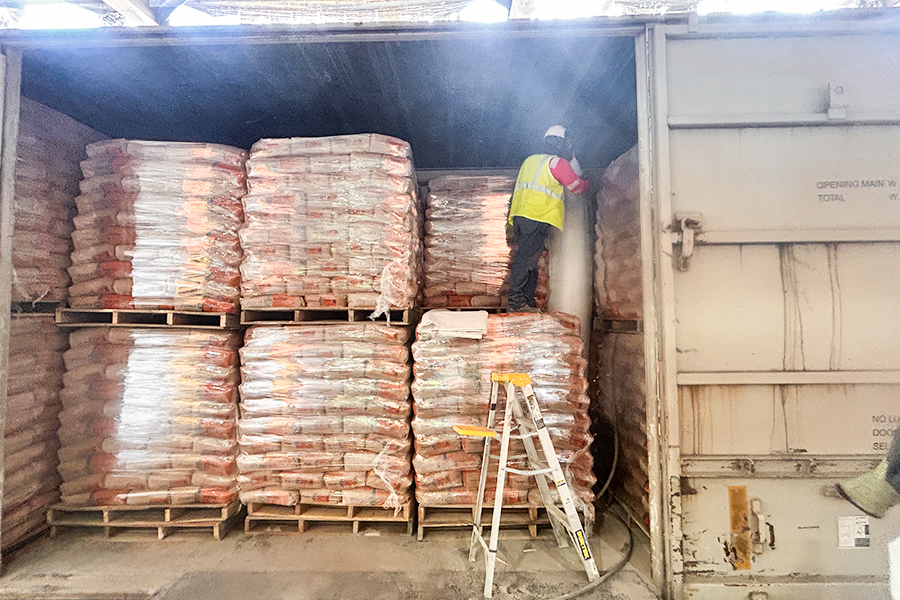 Penyelesaian Beg Kembung Tersuai untuk Pengangkutan Rel untuk Syarikat Simen Amerika Utara Terkemuka – Daripada Produk Standard kepada Inovasi Berasaskan Senario